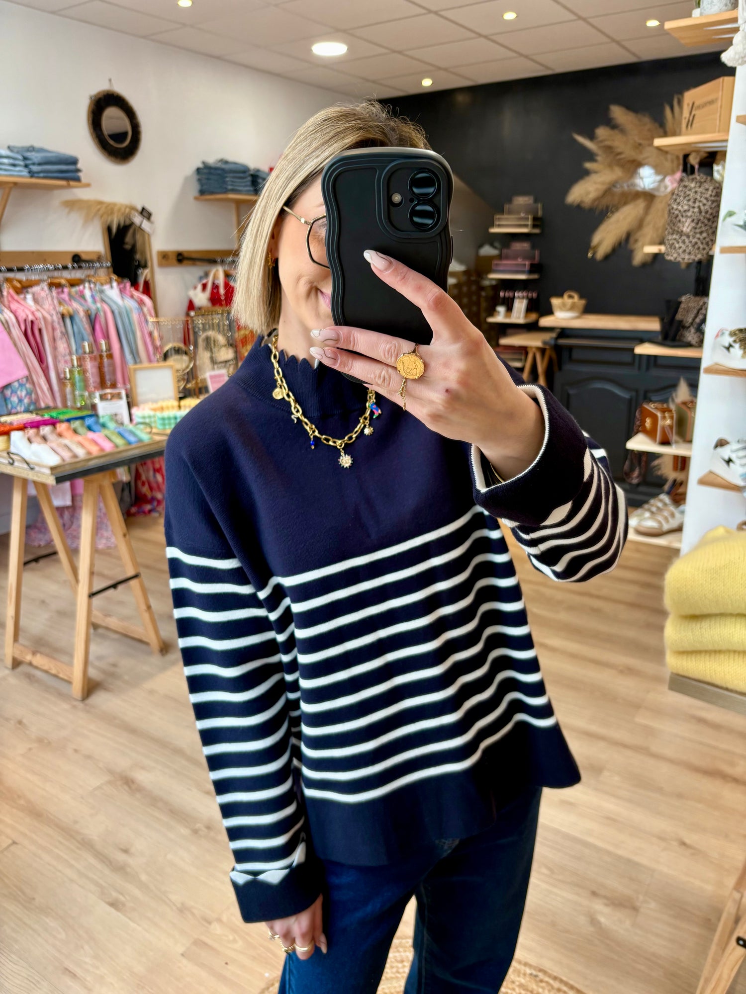 PULL  "VICTOIRE"