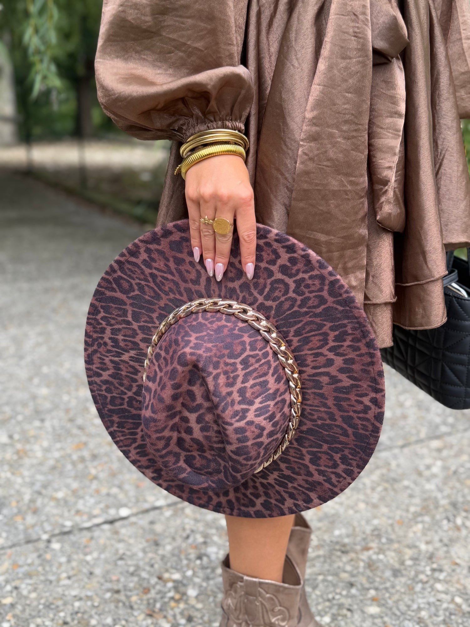 CHAPEAU "LÉO"