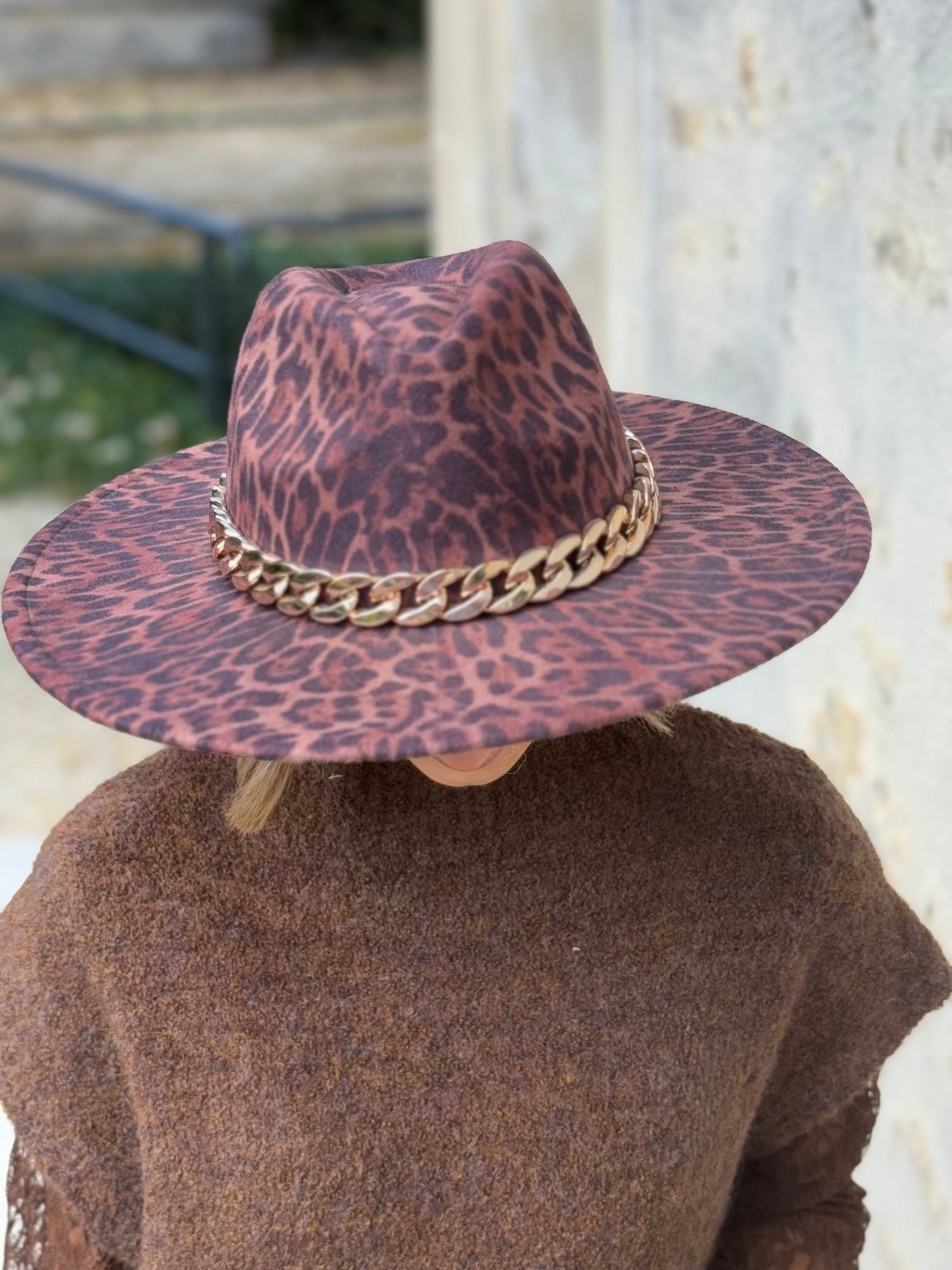 CHAPEAU "LÉO"