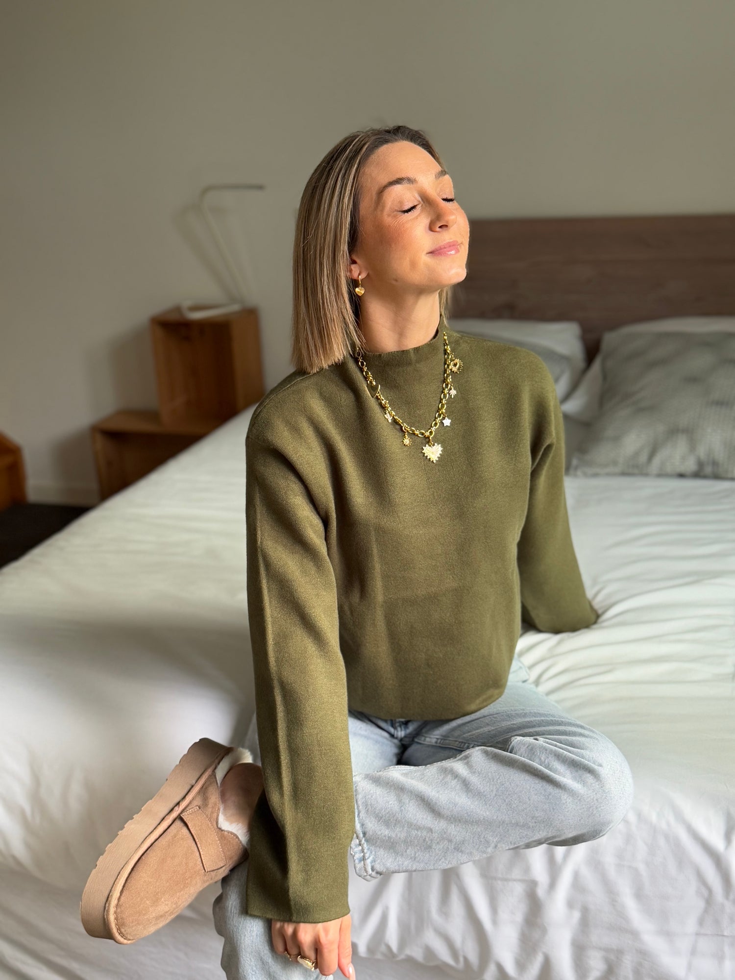 PULL "LOUNA" LITTLE BASICS